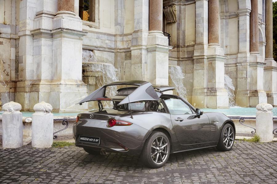  Mazda MX-5 Miata RF (ND) 2016 года  (WW) (фото 27 из 48)
